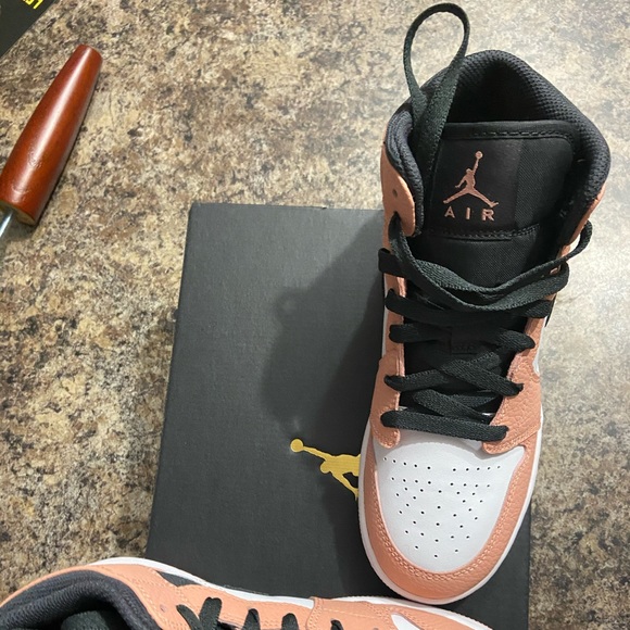 Jordan 1 mid (GS) pink quartz - Picture 4 of 5